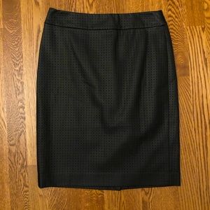 Banana Republic Black Pencil Skirt, Size 2P